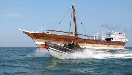 تقرير دولي يكشف: سفن ايرانية نفذت أكبر عمليات صيد غير قانونية بالعالم في المياه اليمنية