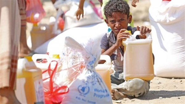 الحوثيون ينهبون 300 سلة غذائية كانت مخصصة لمرضى السرطان بصنعاء