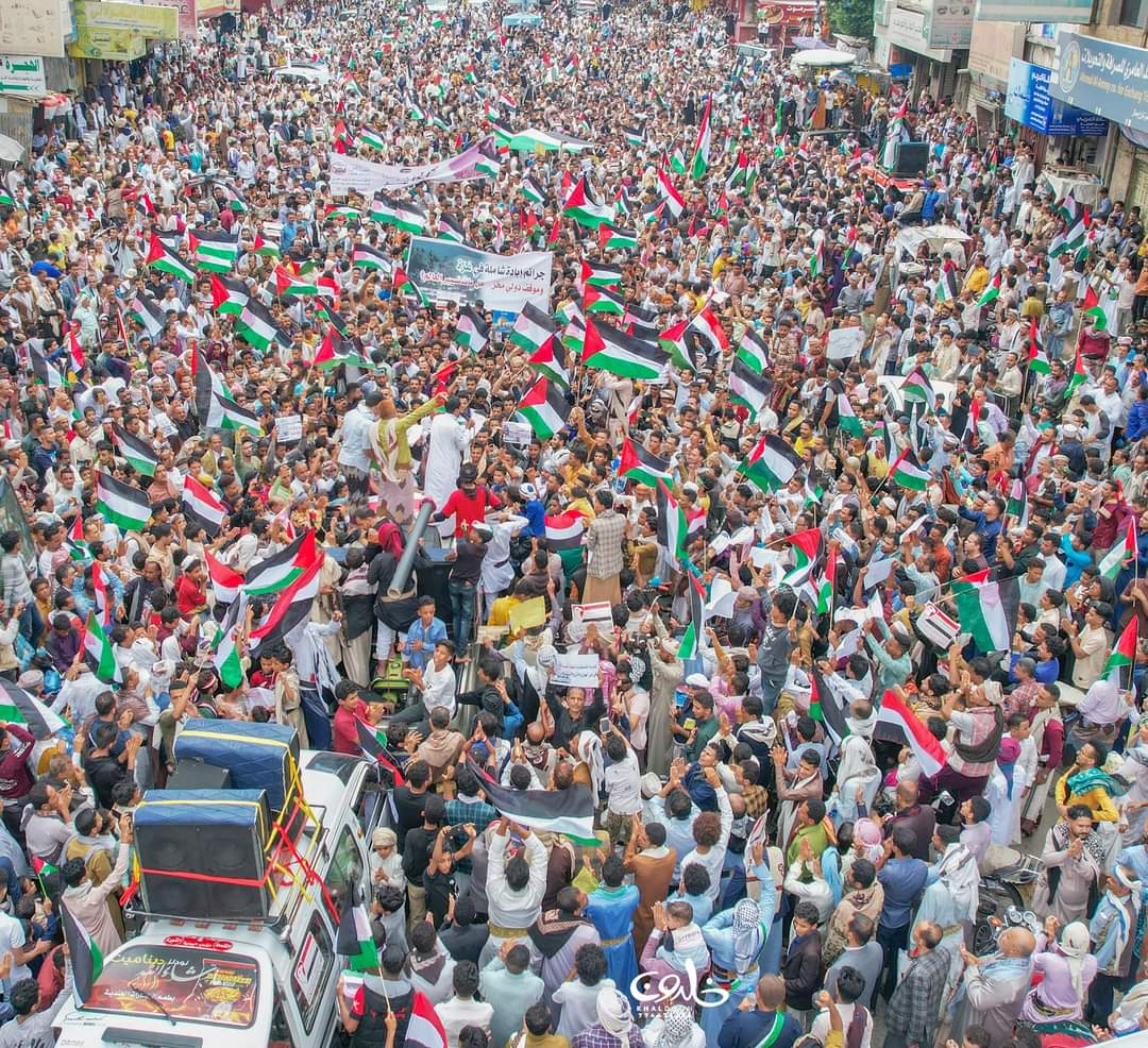 تظاهرات حاشدة في مدن يمنية دعماً للقضية الفلسطينية والتنديد بجرائم الاحتلال الاسرائيلي